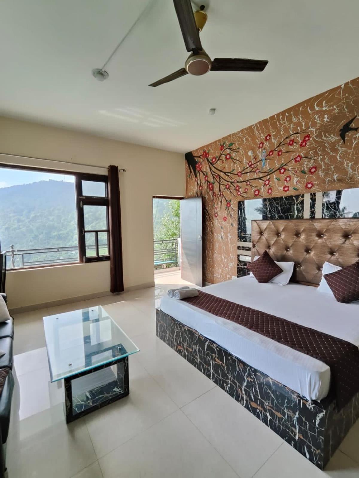 Hotel The Panda Dharamshala Esterno foto